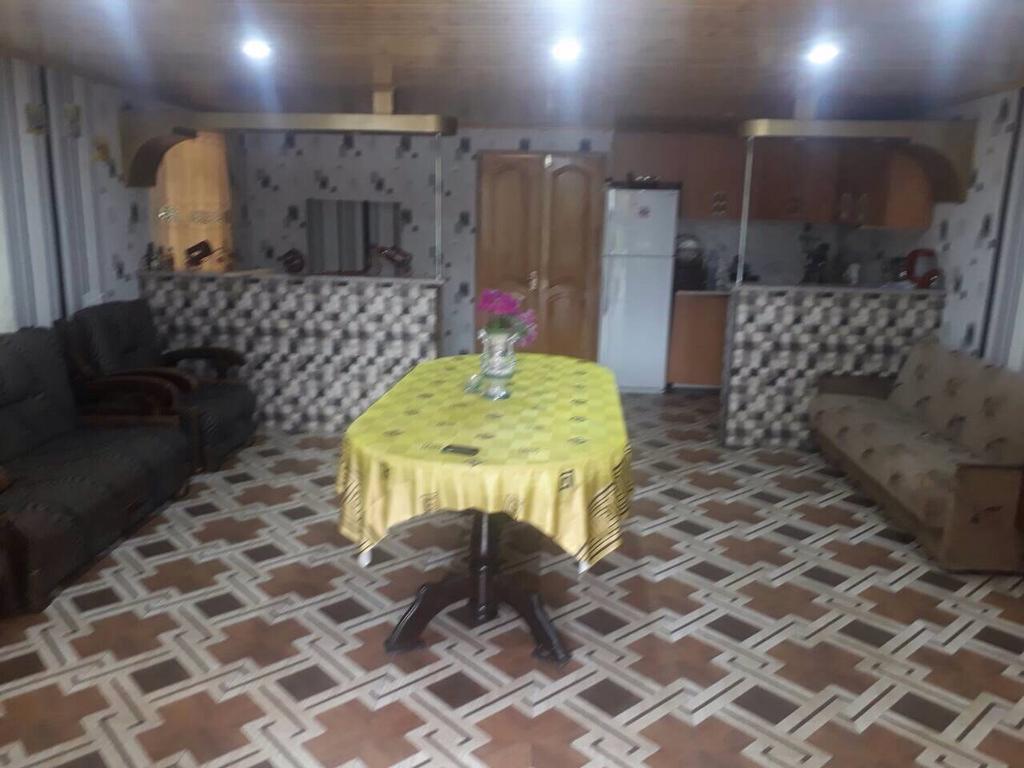 Guest House Danelia Martvili Ngoại thất bức ảnh